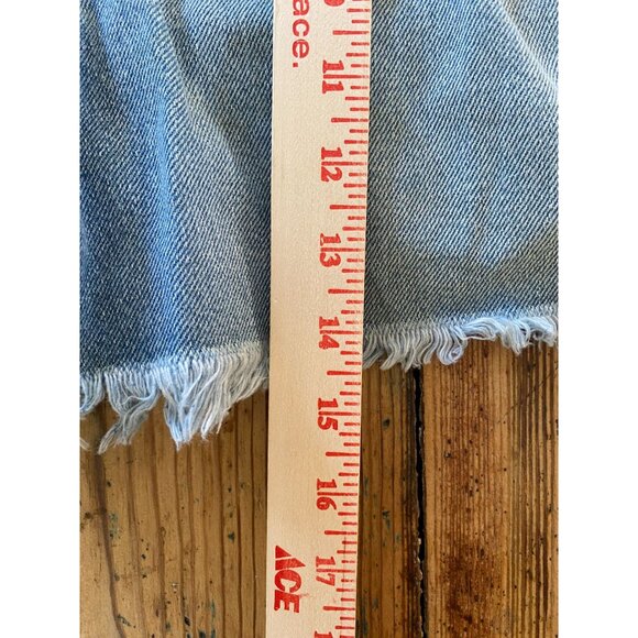 Cello Womens Distressed Denim High-Rise Shorts Size S Light Wash Fringe Hem NEW - Picture 8 of 8